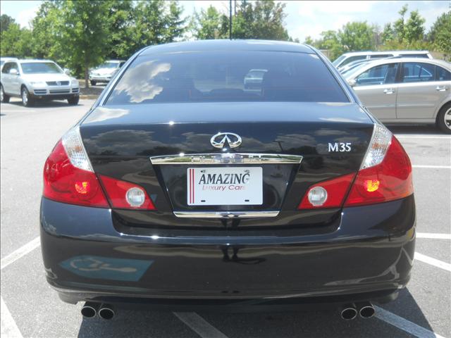 Infiniti M35 2007 photo 3