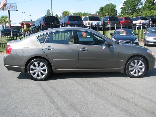 Infiniti M35 2007 photo 3