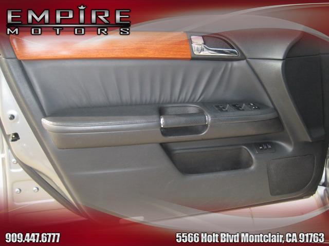 Infiniti M35 2007 photo 2