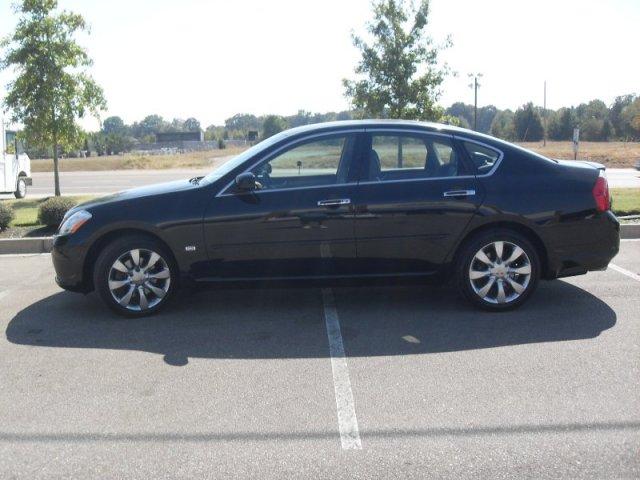 Infiniti M35 2007 photo 2