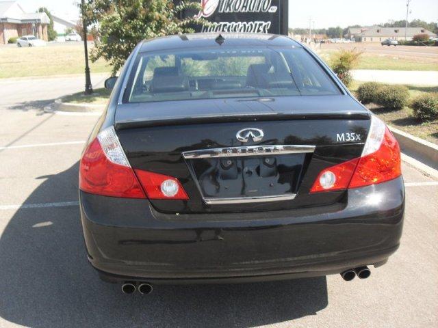 Infiniti M35 2007 photo 3