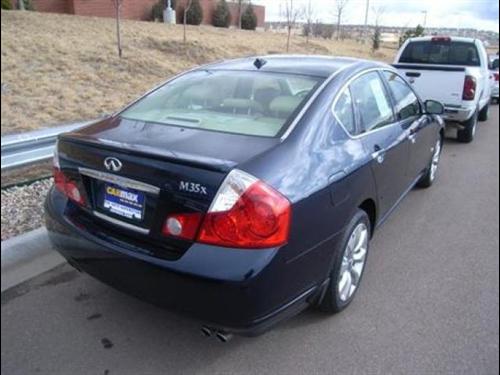 Infiniti M35 2007 photo 1