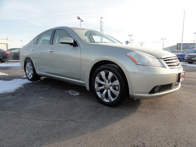 Infiniti M35 2007 photo 2
