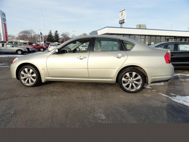 Infiniti M35 2007 photo 3