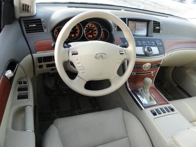Infiniti M35 2007 photo 4