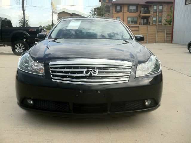 Infiniti M35 2007 photo 2