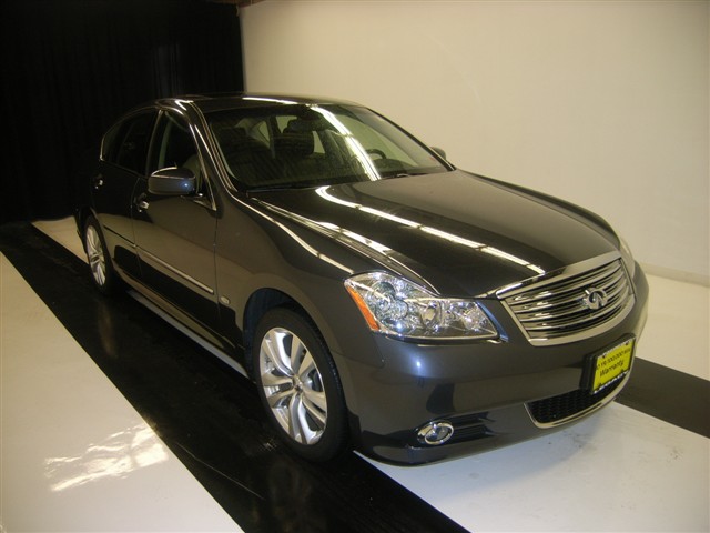 Infiniti M35 EX - DUAL Power Doors Other