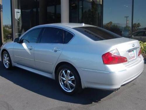 Infiniti M35 2009 photo 2