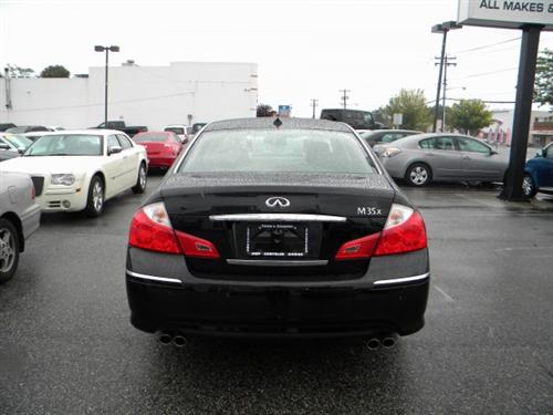 Infiniti M35 2009 photo 2