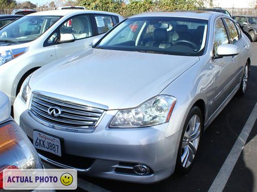 Infiniti M35 2010 photo 1