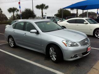 Infiniti M35 2010 photo 3