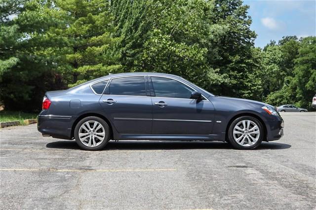 Infiniti M35 2010 photo 3