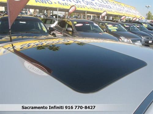 Infiniti M35 2010 photo 4