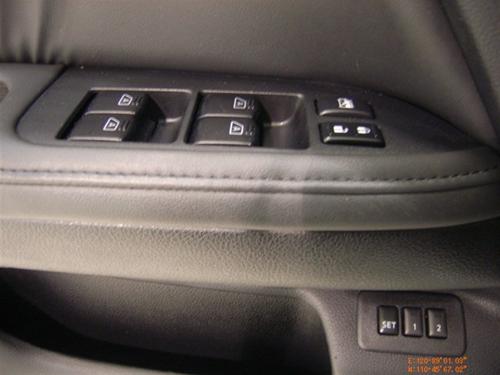 Infiniti M35 2010 photo 1