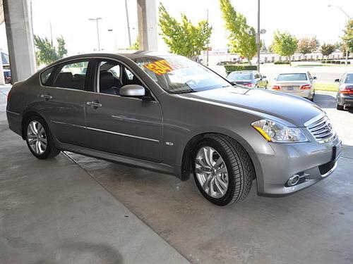 Infiniti M35 2010 photo 5