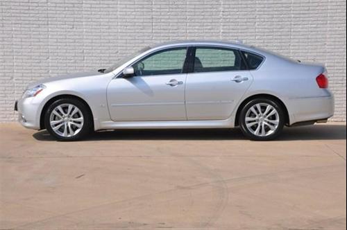 Infiniti M35 2010 photo 1