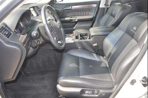 Infiniti M35 2010 photo 4
