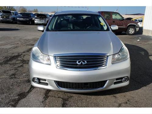 Infiniti M35 2010 photo 2