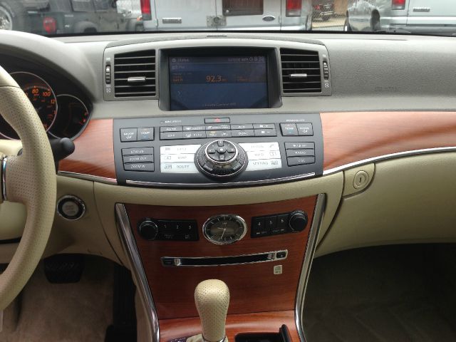 Infiniti M35x 2007 photo 14