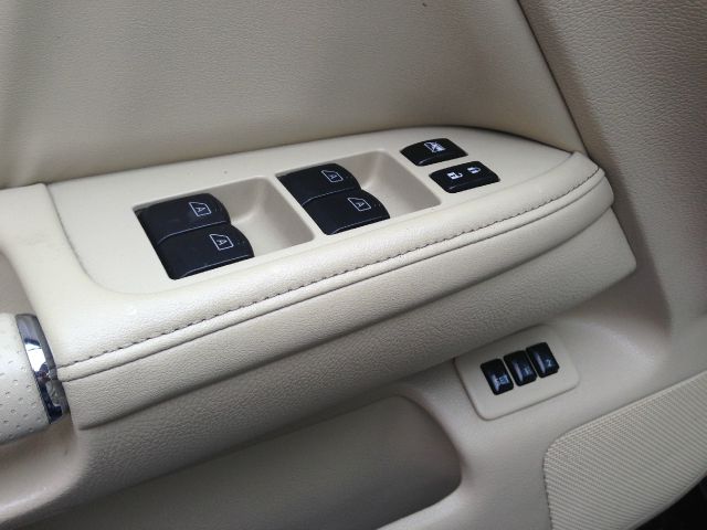 Infiniti M35x 2007 photo 21