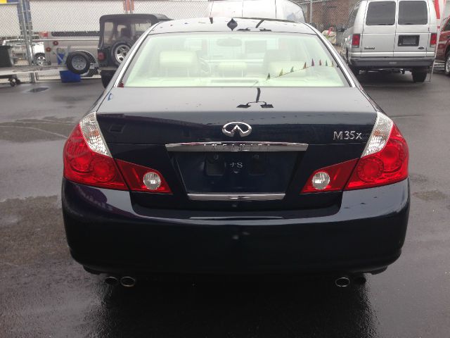 Infiniti M35x 2007 photo 35