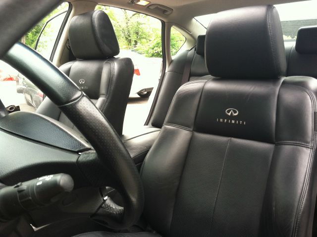 Infiniti M35x 2007 photo 23
