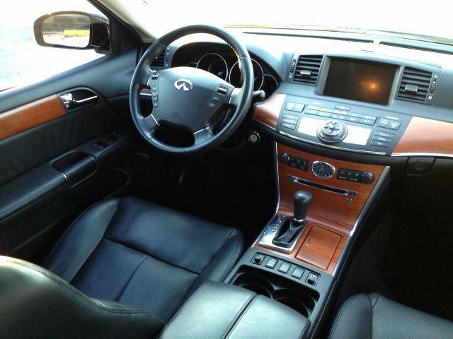 Infiniti M35x 2007 photo 16