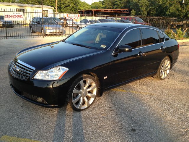 Infiniti M35x 2007 photo 17