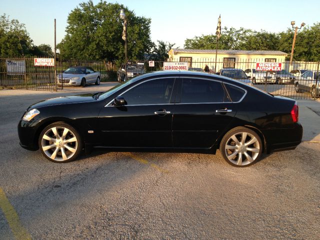 Infiniti M35x 2007 photo 19