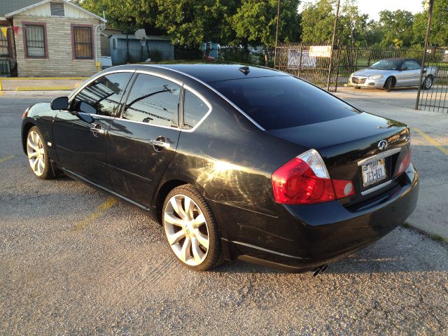Infiniti M35x 2007 photo 20