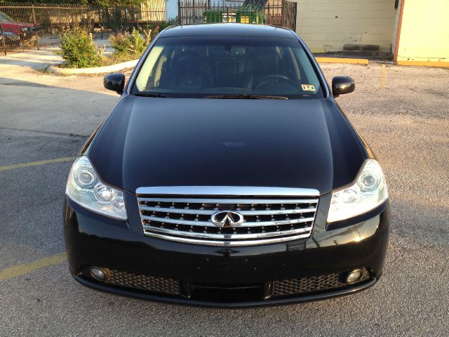 Infiniti M35x 2007 photo 22