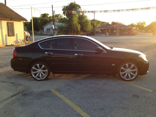 Infiniti M35x 2007 photo 24