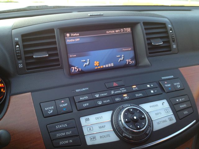 Infiniti M35x 2007 photo 8