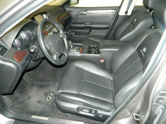 Infiniti M35x 2010 photo 1