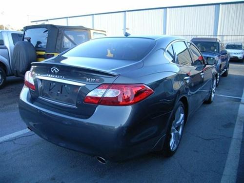 Infiniti M37 2011 photo 1