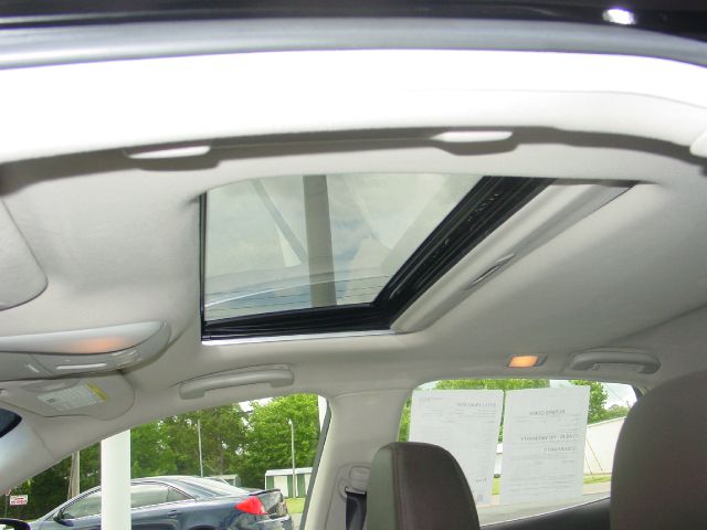 Infiniti M37 2011 photo 5