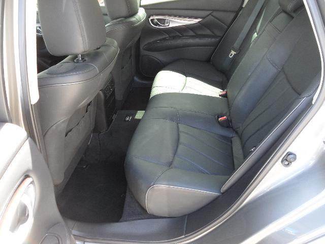 Infiniti M37 2012 photo 10