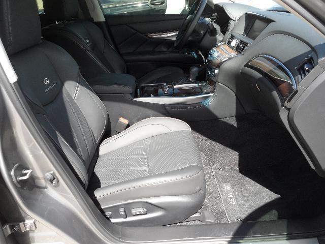 Infiniti M37 2012 photo 11