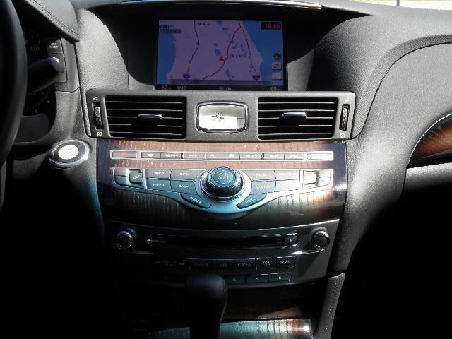 Infiniti M37 2012 photo 5