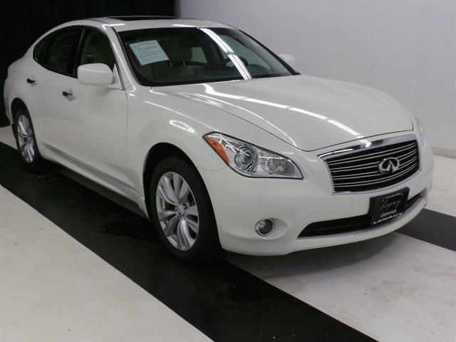 Infiniti M37x 2011 photo 1