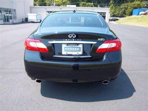 Infiniti M37x 2011 photo 3