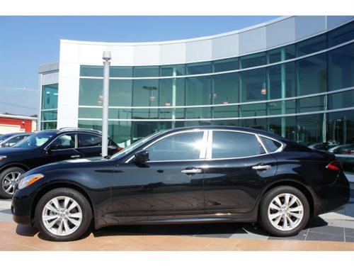 Infiniti M37x 2011 photo 1