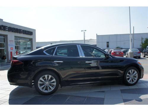 Infiniti M37x 2011 photo 4