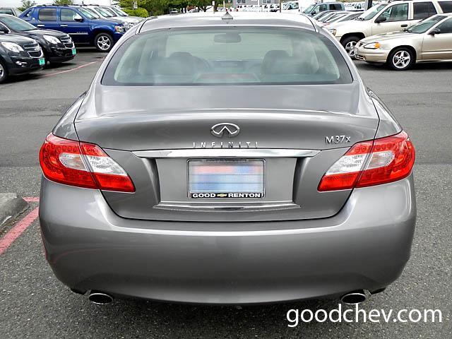 Infiniti M37x 2011 photo 1