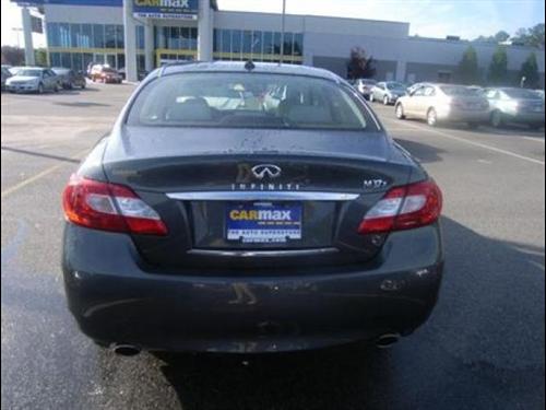 Infiniti M37x 2011 photo 2