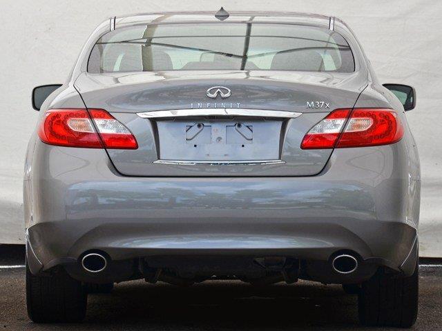 Infiniti M37x 2011 photo 1