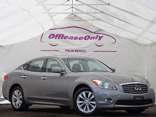 Infiniti M37x 2011 photo 2