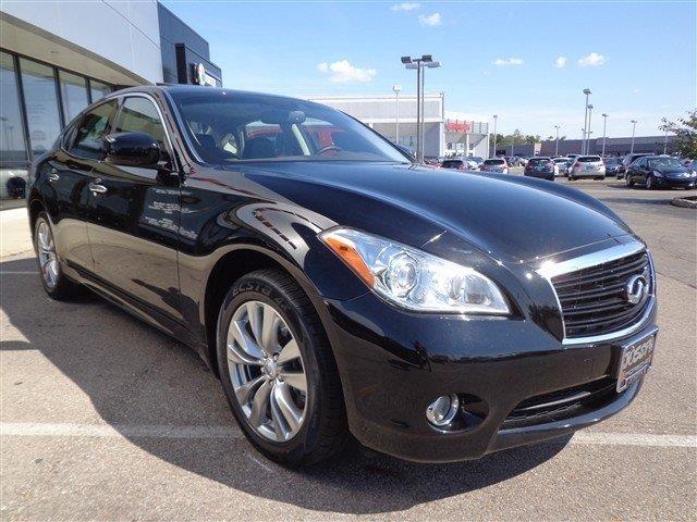 Infiniti M37x 2012 photo 3