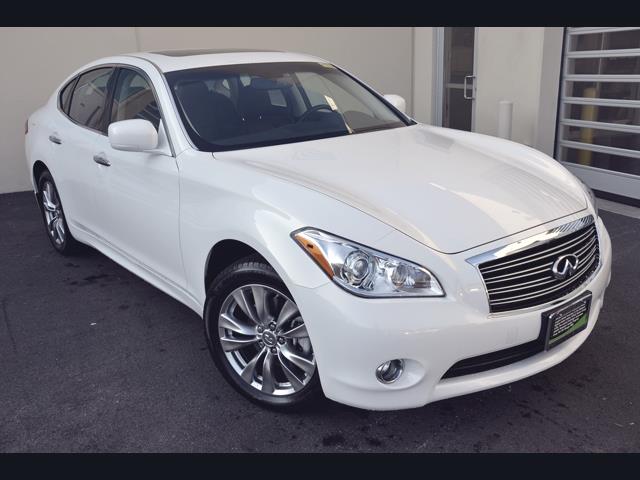 Infiniti M37x 2013 photo 4