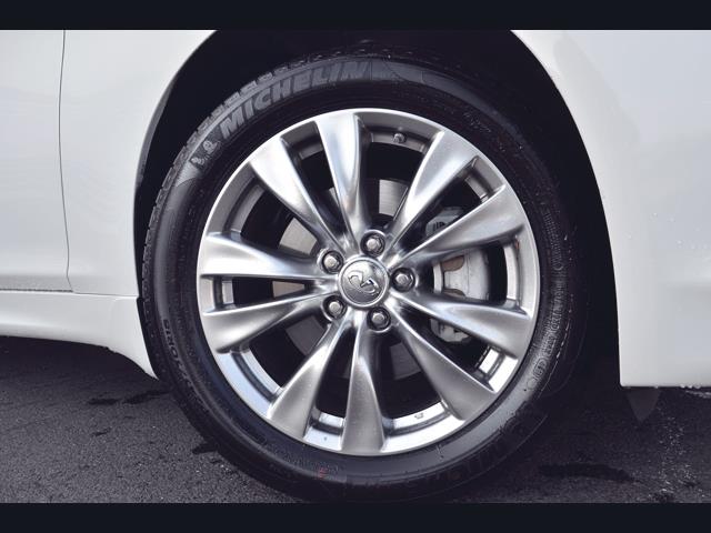 Infiniti M37x 2013 photo 3